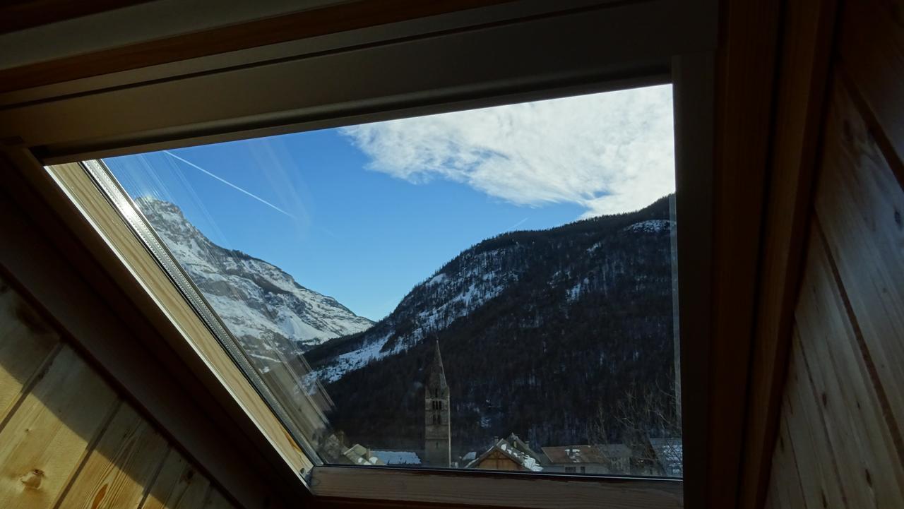 Gite Les Carlines Les Vigneaux Exterior foto
